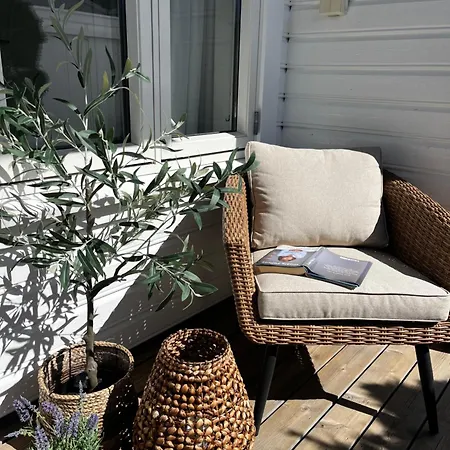 アパート Modern Seaside At In Grimstad *