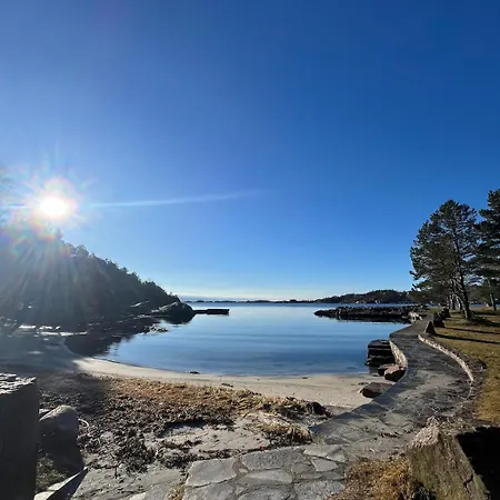 Modern Seaside At In Grimstad アパート *